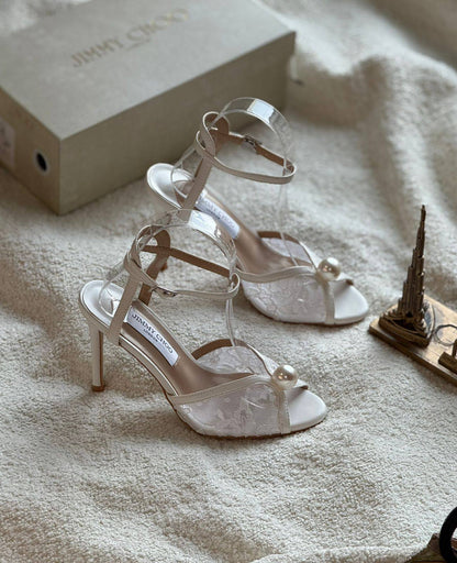 New. Jimmy choo heel 

  Size  .  36.  to 41

130 dhs❣️

Zain80
♥️♥️♥️
