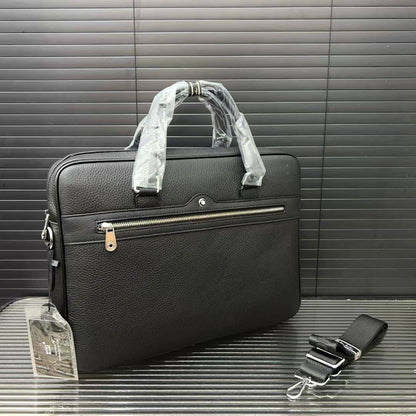 Montblanc Laptop 
bag master quality 

320  DHS

leather

Zain39
♥️♥️♥️