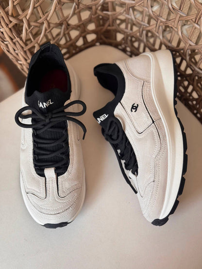 CHANEL 
✨ New Collection
👠 36–41
💎 Premium Quality
🔥 Super Master
450 dhs✅

Zain198
♥️♥️♥️