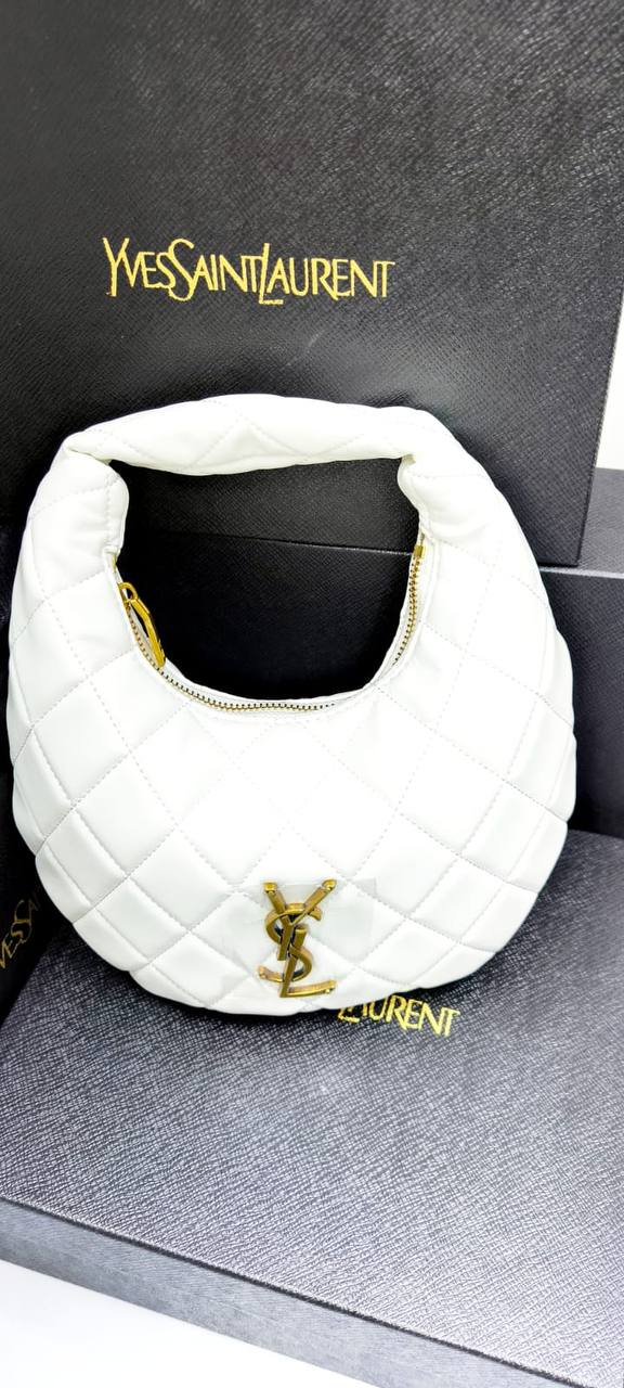 Dior
110 dhs✅

with box
🎁🎁🎁

Zain203
♥️♥️♥️
