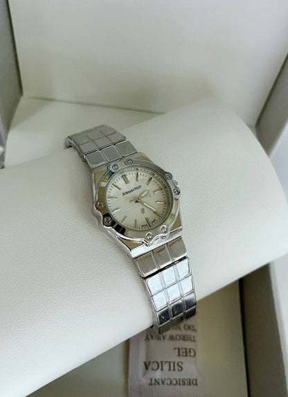 New Stock watches
60 dhs🪙

Zain45
♥️♥️♥️