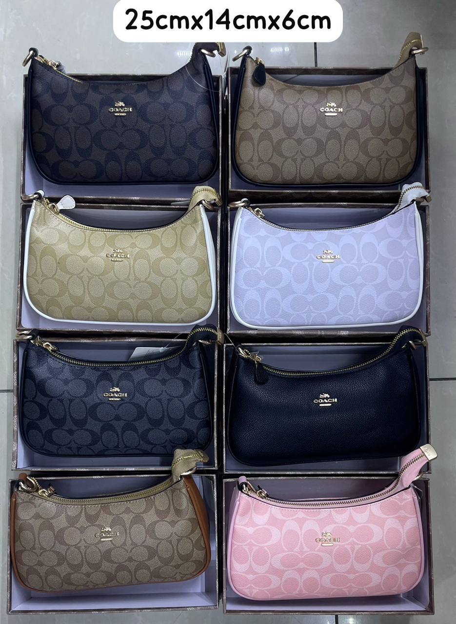Coach
95 dhs✅ 

with box
🎁🎁🎁

Zain72
♥️♥️♥️