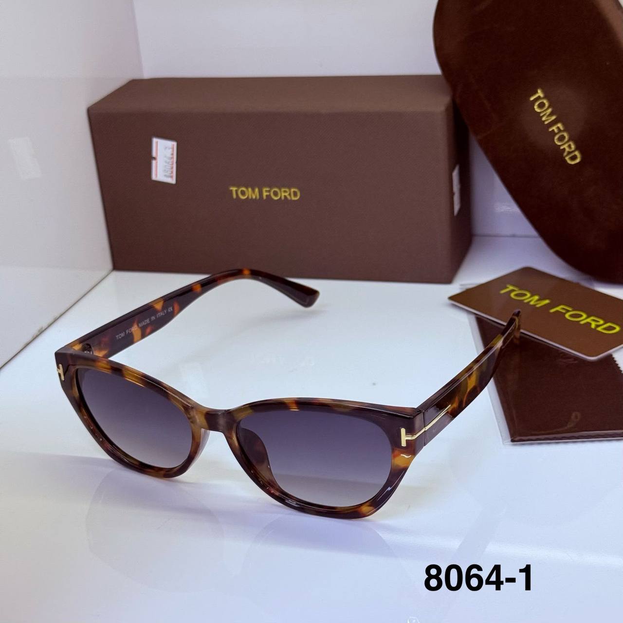 SUNGLASSES 🕶️
GOOD QUALITY 

50 dhs✅

WITHBOX
🎁🎁🎁

Zain40
♥️♥️♥️