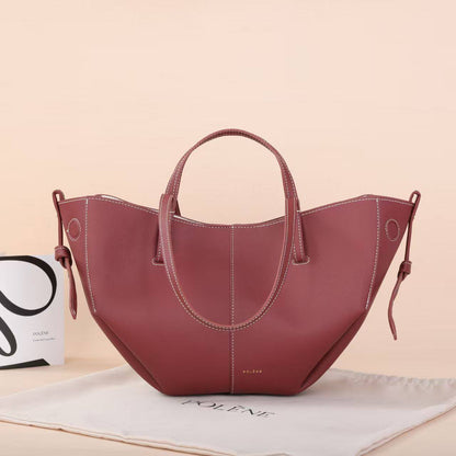 Polene

small 100 dhs🌺
big 110 dhs🌺

Zain143
♥️♥️♥️