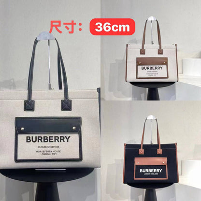 Burberry  
95 dhs✅   
36 cm 

Zain253
♥️♥️♥️