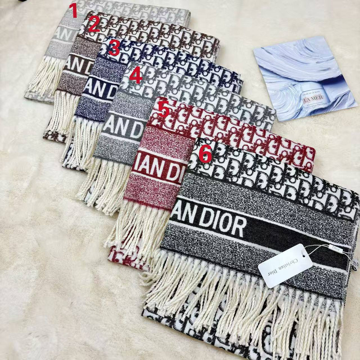 Scarf 🧣🥰

BEST QUALITY 
45 dhs🇦🇪🇦🇪

Zain290
♥️♥️♥️