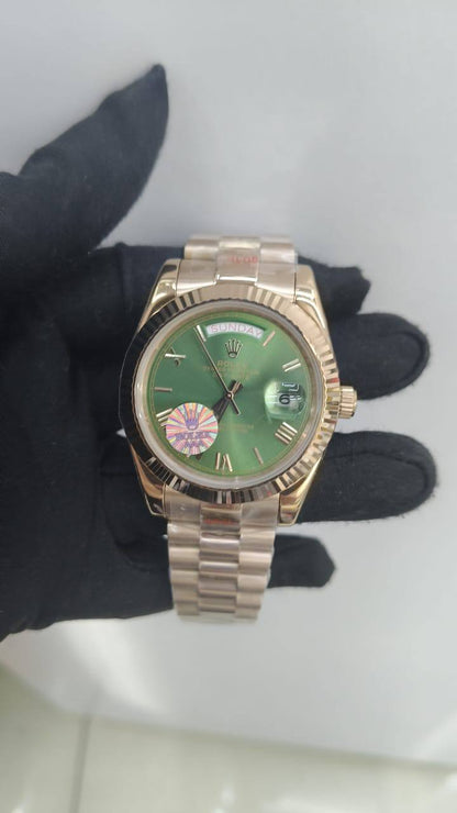 Rolex 
automatic
 for mens
230 dhs✅

Zain25
♥️♥️♥️