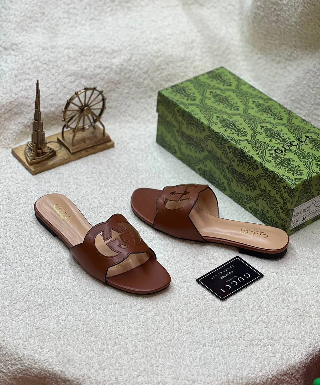 Gucci flat
75 dhs✅

Zain80
♥️♥️♥️