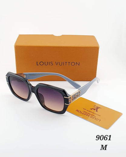 LV Sunglasses
65 dhs✅

with box
🎁🎁🎁

Zain182
♥️♥️♥️