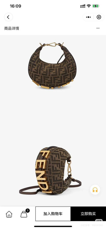 FENDI
GOOD QUALITY 
SIZE:20cm   

95 dhs🪙

withbox  
🎁🎁🎁

Zain04
♥️♥️♥️
