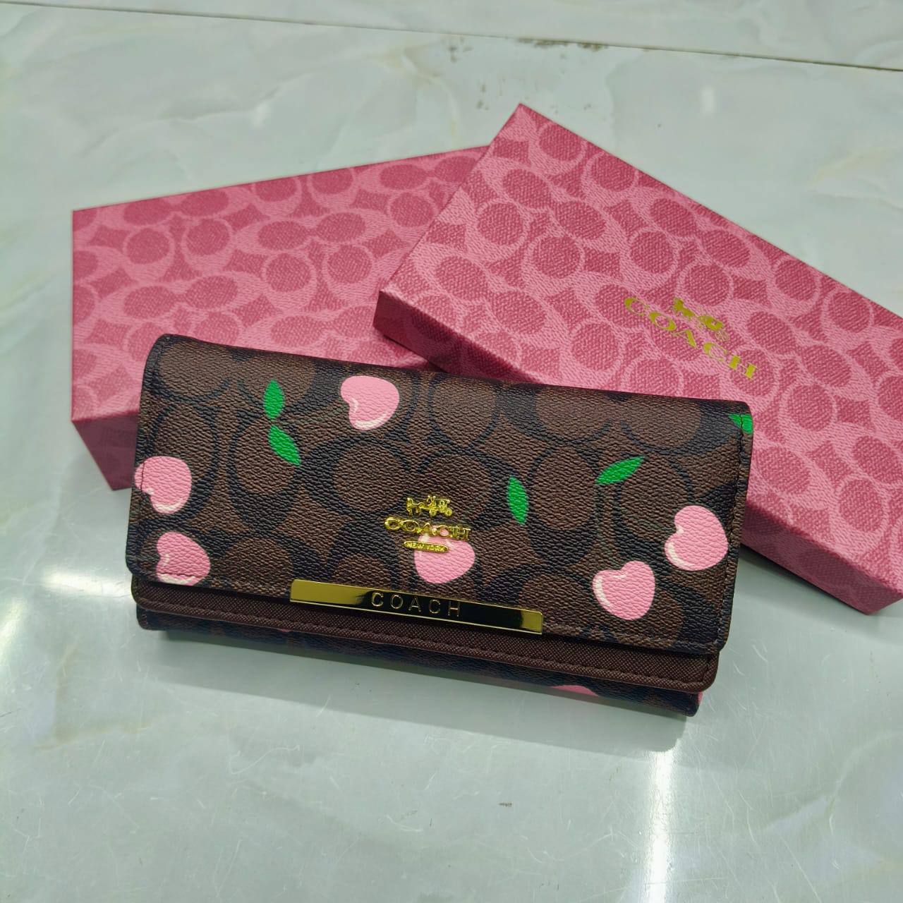 TRI-FOLD 𝗟𝗢𝗡𝗚 WALLET

WITH BOX
🎁🎁🎁

30 dhs🪙🌨️

Zain31
♥️♥️♥️