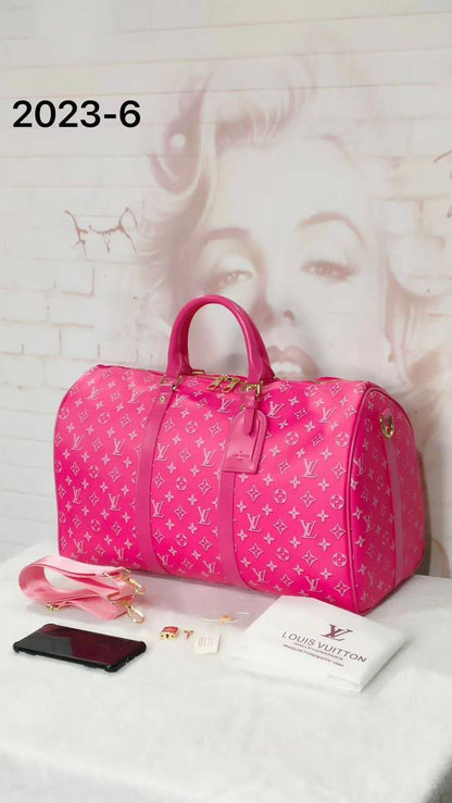LV 
Travel Bags
140 dhs✅ Glossy
130 dhs✅ Normal

Zain137
♥️♥️♥️