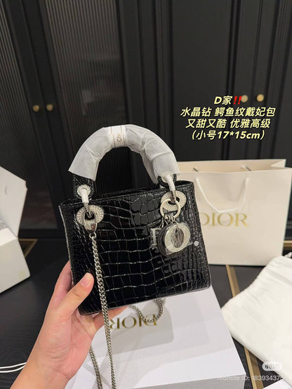 Dior

For Price 👇 WhatsApp✅
0568585901 
0507557372
0552275751 Owner Zain 👌

Zain192
♥️♥️♥️