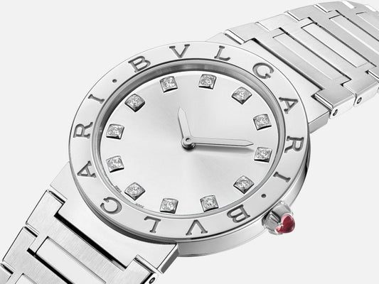 Bvlgari watch 
for ladies good quality 
260 dhs🪙🌨️

Zain59
♥️♥️♥️