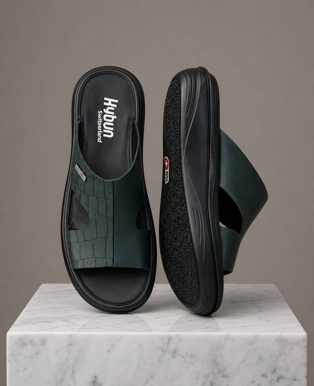 Kyboot master quality with box 
260 dhs✅ 
SIZE AVAILABLE 40TO46 ( 6TO 12)

Zain59
♥️♥️♥️