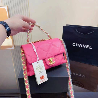 CHANEL
 HIGH QUALITY 
WITH BOX 
🎁🎁🎁

110 dhs✅

Zain295
♥️♥️♥️
