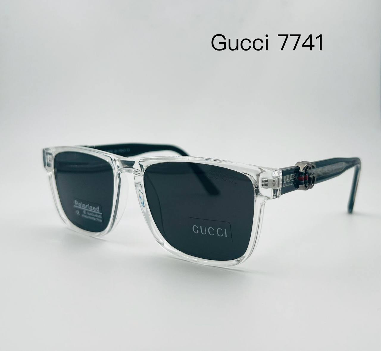 GUCCI 💥*
Sunglasses 🕶️ 
good quality 💯
With master box 🗃️ 
50 dhs✅

Zain273
♥️♥️♥️