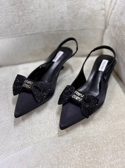 Miu Miu
120 dhs✅
Size 36-42

Zain55
♥️♥️♥️