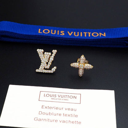 LV Earrings 💎
Master quality 

*55* AED normal box 📦

Zain48
♥️♥️♥️