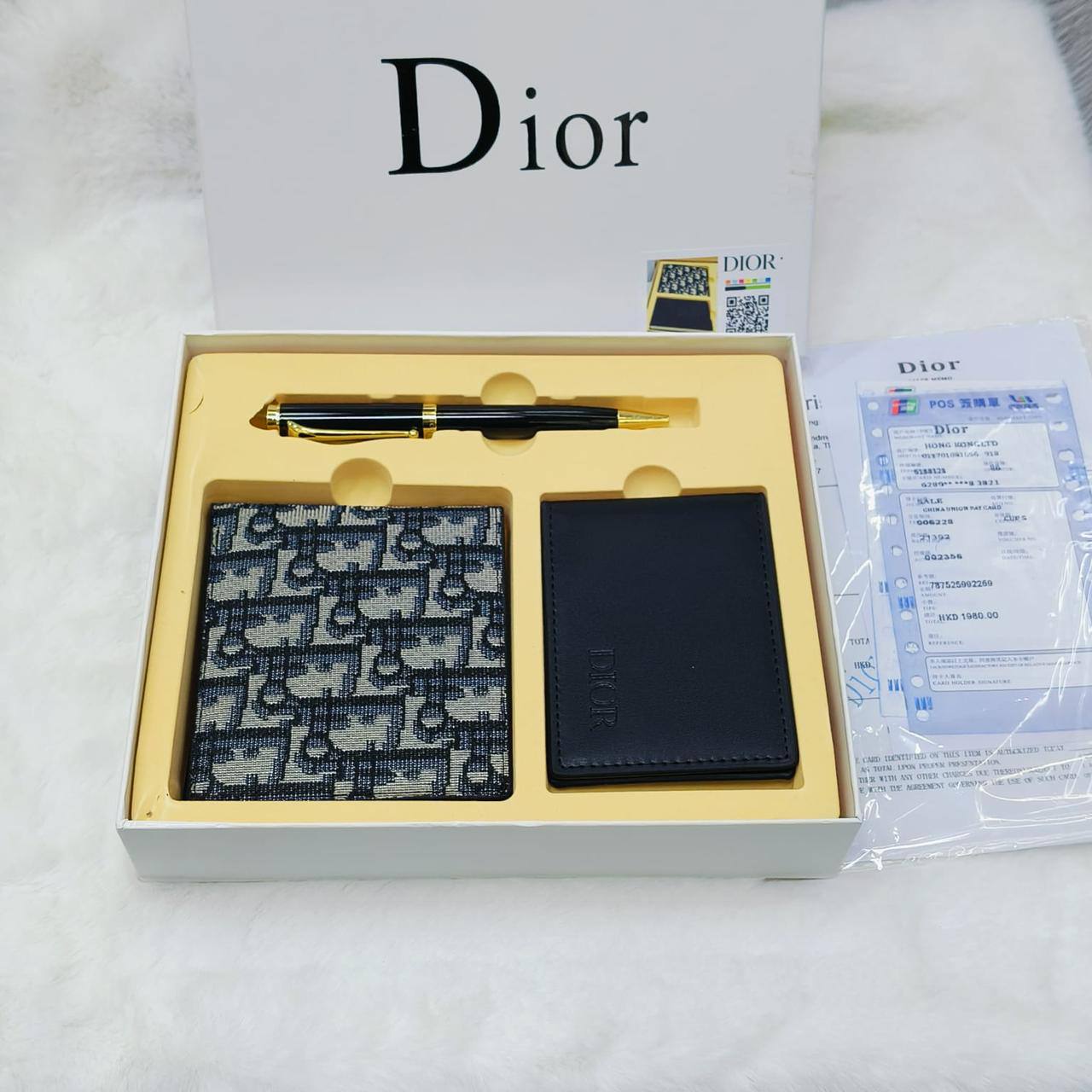 PEN WALLET SET
75 dhs🪙🌨️

Zain40
♥️♥️♥️