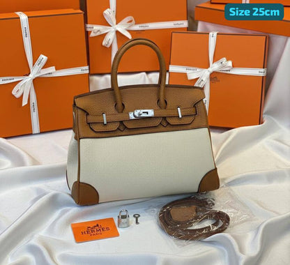 Hermes
Best quality
With box’s
🎁🎁🎁

125 dhs❤️
size 25cm

Zain158
♥️♥️♥️