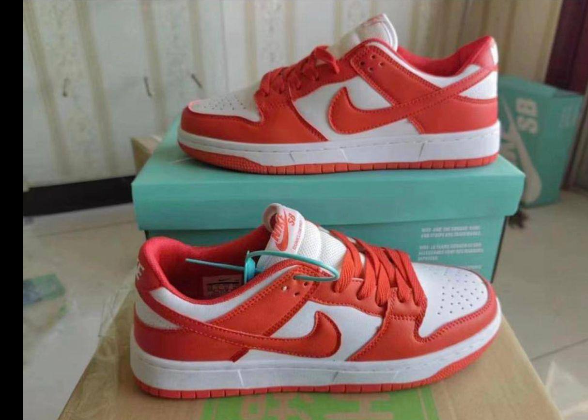 Nike
36-40
85 dhs🪙🌨️

Zain17
♥️♥️♥️