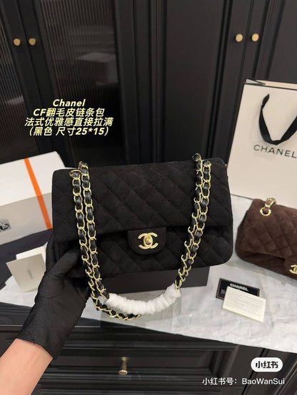 Chanel Master
25cm 💕💕
270 dhs🪙💕

Zain228
♥️♥️♥️