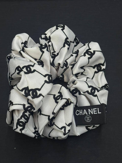 HAIR ASSOCERIES
20 dhs🪙💕

Zain263
♥️♥️♥️