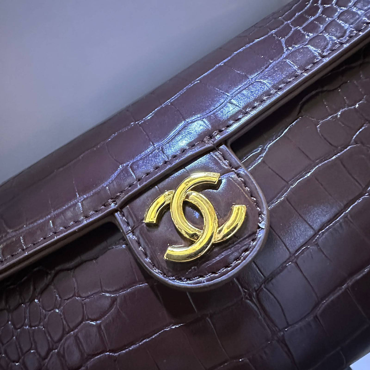 CHANEL 

NEW DESIGN 
GOOD QUALITY 
110 dhs🇦🇪🇦🇪

Zain39
♥️♥️♥️