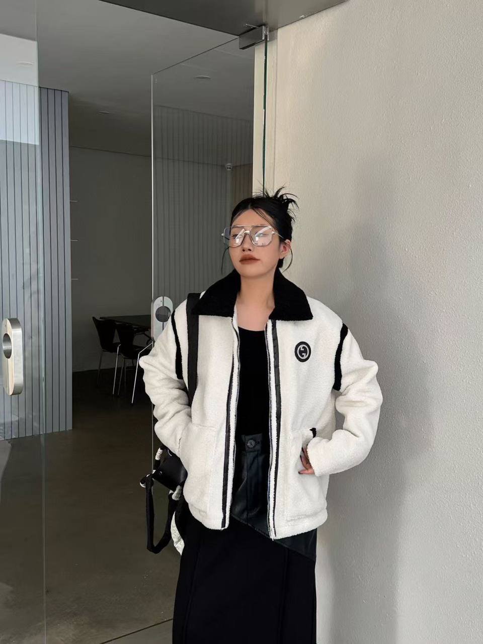 *New collections 💕💕    
280 dhs🪙🌨️
*good  quality  
*Sizes:S M L xl* 
*AVAILABL winter jacket

Zain231
♥️♥️♥️