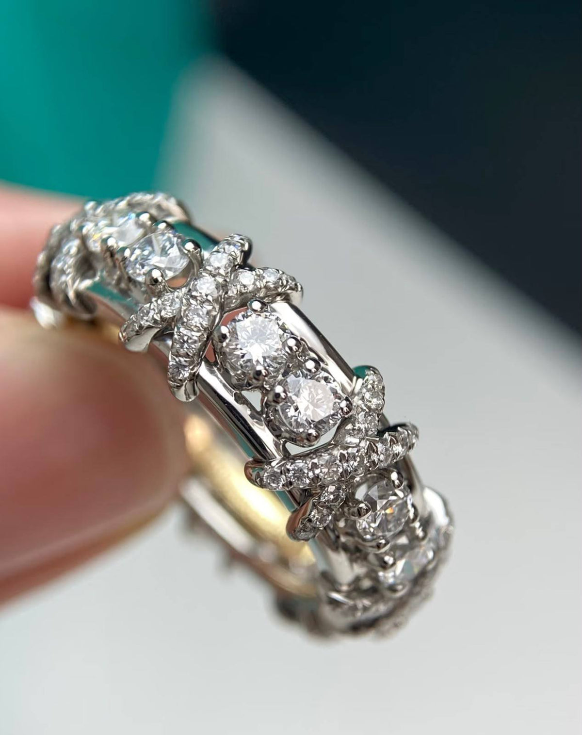 Tiffany 
Ring 💍 available size👇
6,7,8,9
Master quality 💯
With normal boxes 📦 
45 dhs🇦🇪🇦🇪

With master box 🗃️ 
80 dhs🇦🇪🇦🇪

Zain216
♥️♥️♥️