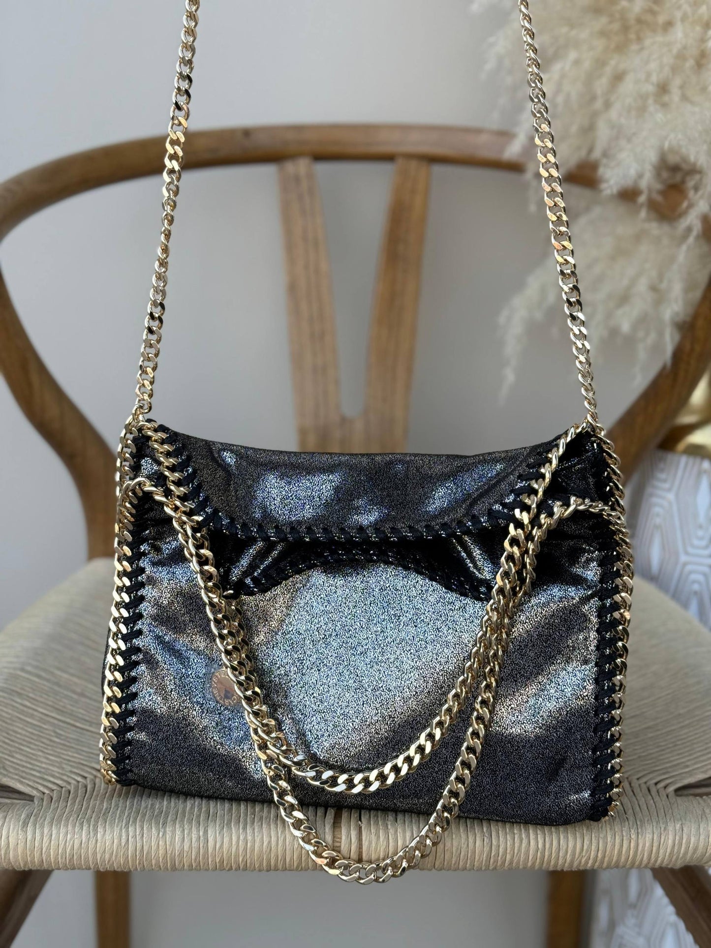 Available Again✨✨✨
STELLA McCARTENY
25cm
350 dhs❣️
Top quality

Zain167
♥️♥️♥️