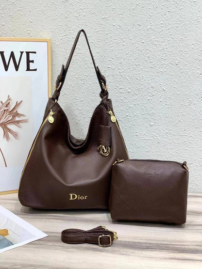 Dior 2 in 1

1⃣️ First quality

Size : 35 * 17 com
105 dhs🇦🇪🇦🇪

Zain115
♥️♥️♥️