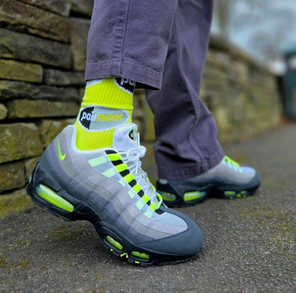 Nike Air Max 95 OG
Big Bubble Neon ，
Size 40-46 ，
200 dhs🇦🇪🇦🇪

Zain18
♥️♥️♥️