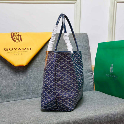 GOYARD 
NEW CAME 
GOOD QUALITY 
90 dhs❣️

Zain279
♥️♥️♥️