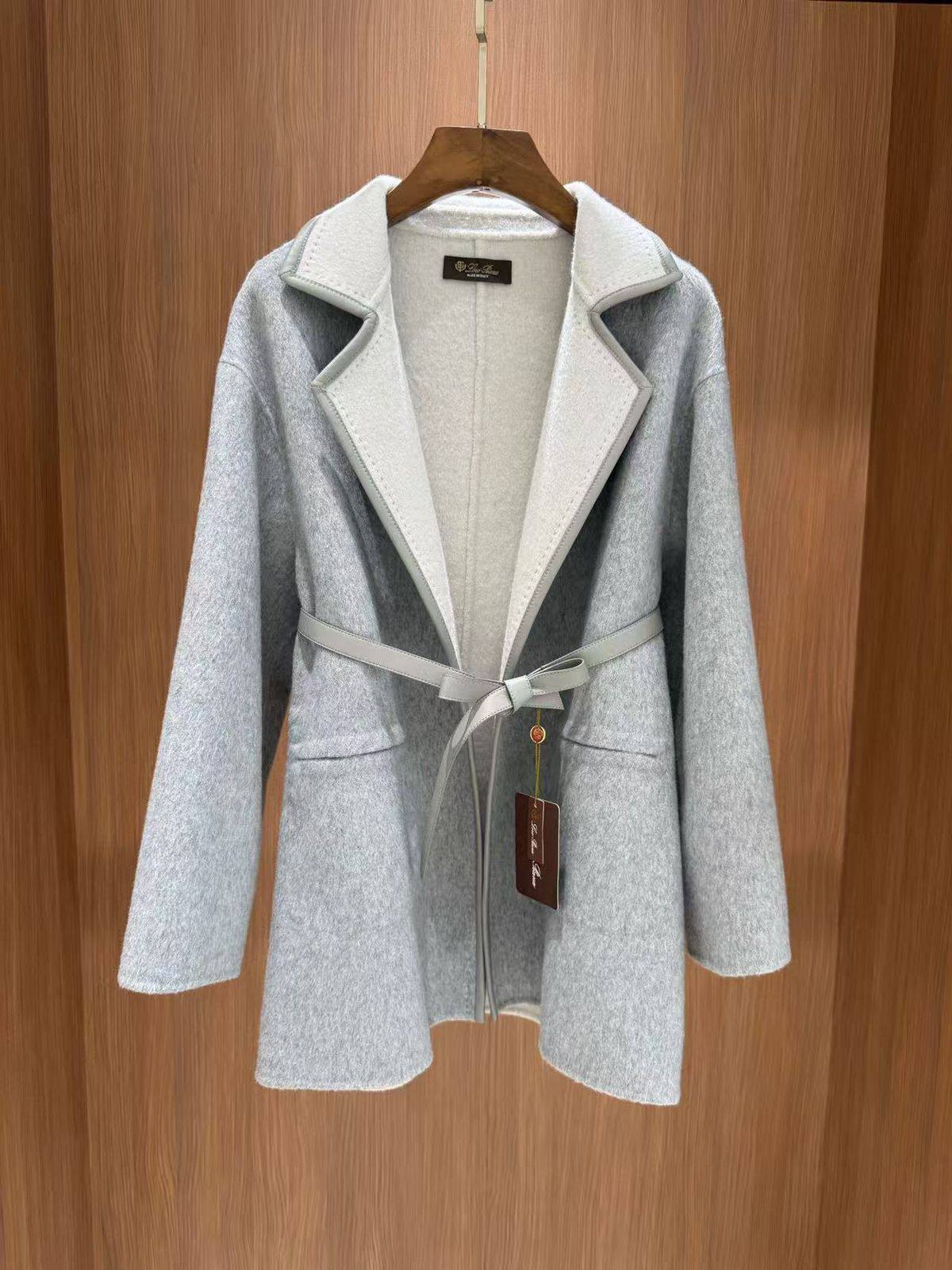 Loropiana 

VIP QUALITY 

 CASHMERE

1350 dhs🇦🇪🇦🇪

Zain287
♥️♥️♥️