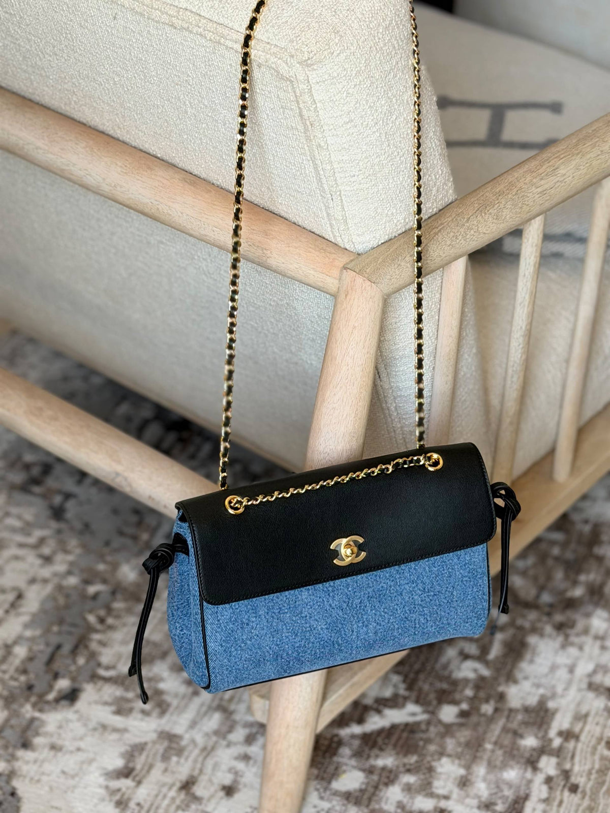 Chanel

For Price 👇 WhatsApp✅
0568585901 
0507557372
0552275751 Owner Zain 👌

Zain307
♥️♥️♥️