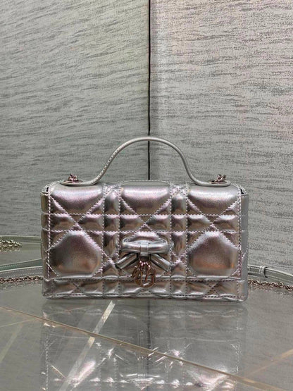 DIOR NEW  COLLECTION 💫💫💕
Super master quality 🔥🔥🔥💯
Available 💕💕💕
With full package 🎁
For Price 👇 WhatsApp✅
0568585901 
0507557372
0552275751 Owner Zain 👌

Zain252
♥️♥️♥️