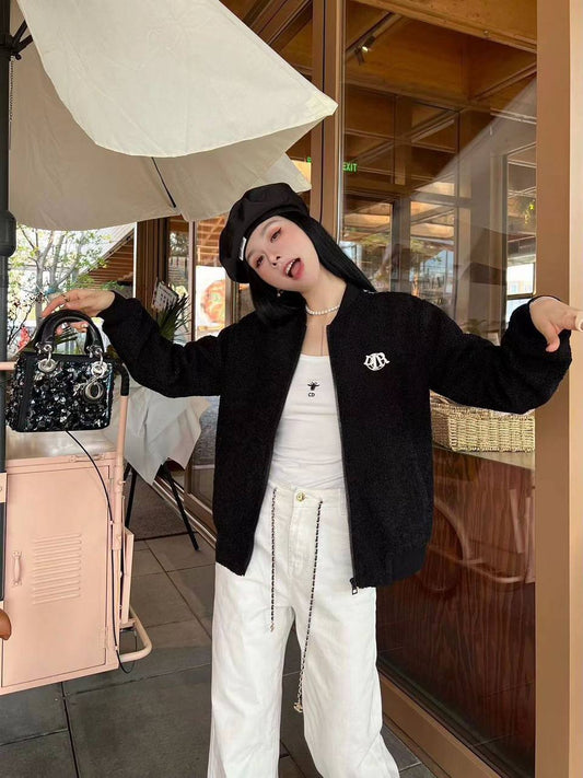 Master Dior 

New collections                                             *price 260 shs
*good  quality  ♥️♥️
*Sizes:S M L xl* 
*AVAILABLE NOW*

Zain231
♥️♥️♥️