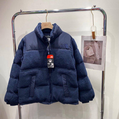 New collection 

350 dhs🇦🇪🇦🇪
Good quality 
Sizes: S M L XL
AVAILABLE 
WINTER JACKET

zain231
♥️♥️♥️