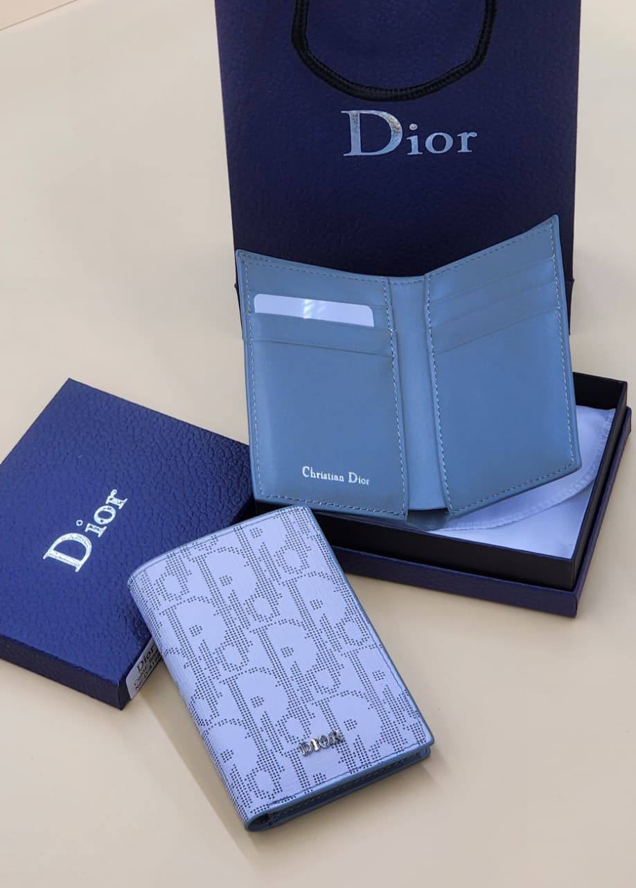 Dior wallet for men 
good quality 
45 dhs💓

Zain59
♥️♥️♥️