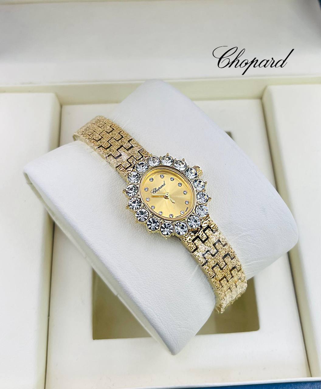 Gucci - Cartier
*Ladies*
55 dhs🪙🖤

Zain29
♥️♥️♥️