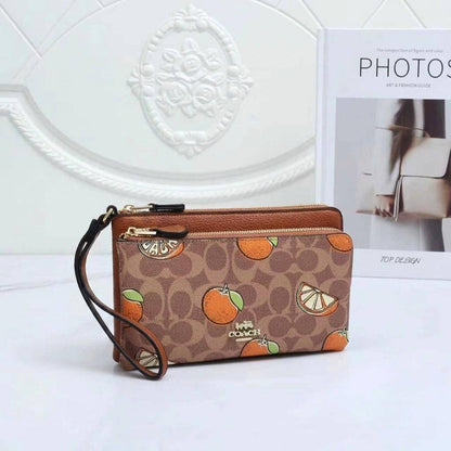 Coach
Small hand bag
50 dhs✅

Zain136
♥️♥️♥️
