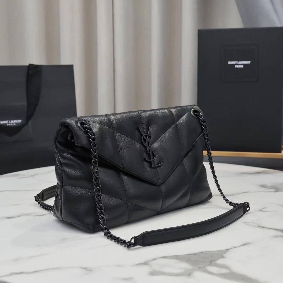 YSL 
Master
260 dhs💓
#35cm💕🥳💁‍♂️

Zain228
♥️♥️♥️