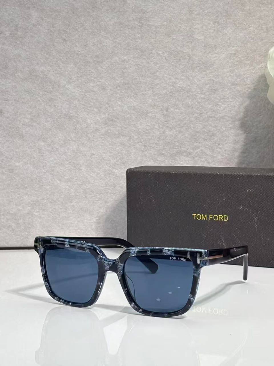 NEW COLLECTION

SUNGLASSES
MASTER QUALITY

320 dhs🇦🇪🇦🇪

Zain202
♥️♥️♥️
