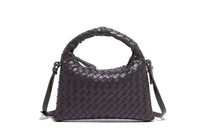 Bottega

95 dhs✅

with box
🎁🎁🎁

Zain42
♥️♥️♥️