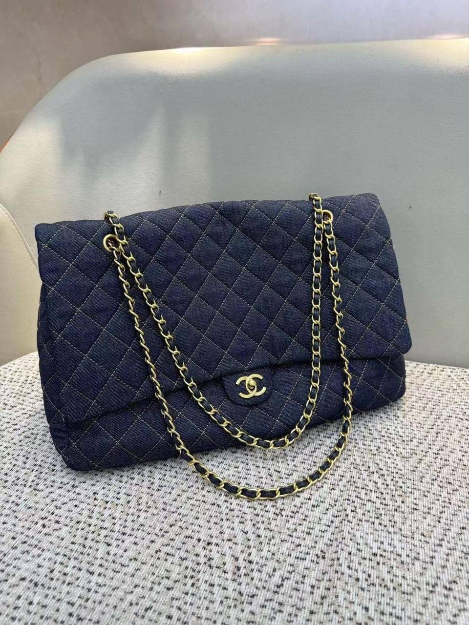 Chanel 
Master🌺🌺
300 dhs💓💓

Zain153
♥️♥️♥️