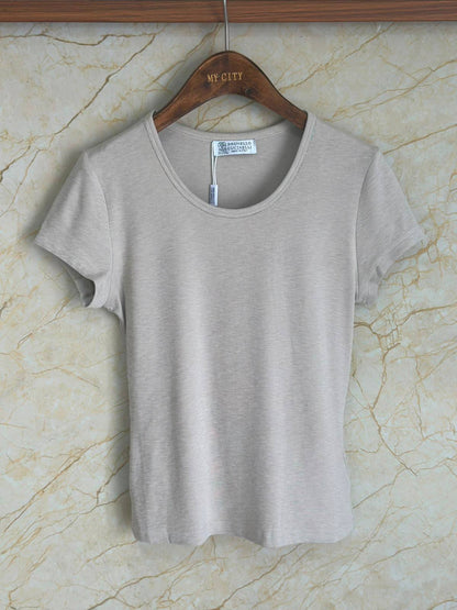 BRUNELLO CUCINELLI

Women’s Tshirt 

Master Quality 
SML

320 dhs🇦🇪🇦🇪🇦🇪

Zain276
♥️♥️♥️