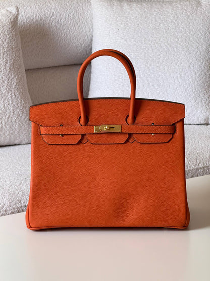Hermes Birkin 35 cm 💕master quality😍with box❤️
440 dhs🪙🌨️

Zain52
♥️♥️♥️