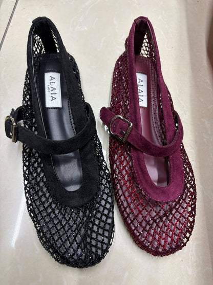 Alaia

150 dhs🇦🇪🇦🇪🇦🇪

35 to 41 
Zain145
♥️♥️♥️